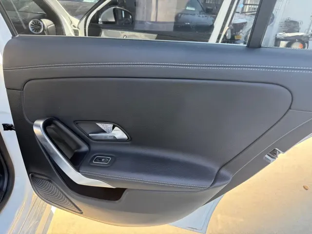 Mercedes-Benz A-Class — Фото автомобиля 21