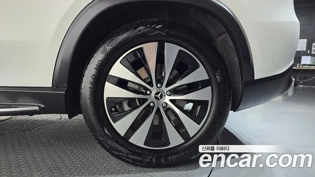 Mercedes-Benz GLE-Class — Фото автомобиля 4