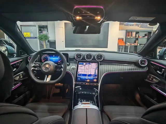 Mercedes-Benz C-Class — Фото автомобиля 10