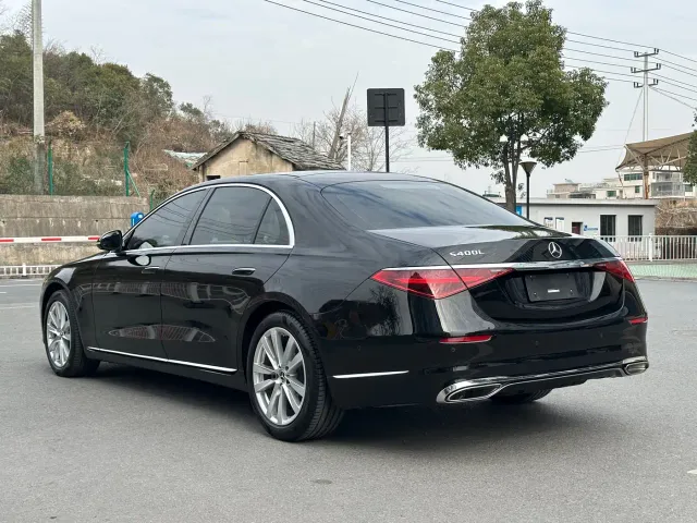 Mercedes-Benz S-Class — Фото автомобиля 15