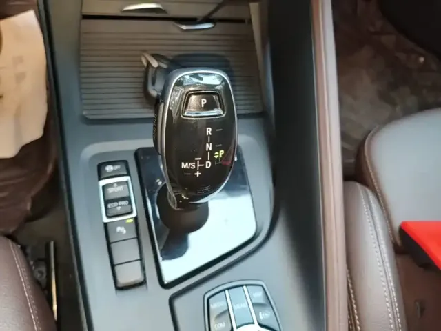 BMW X1 — Фото автомобиля 13