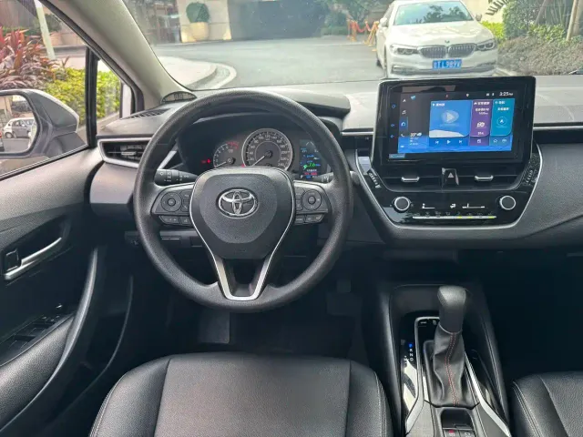 Toyota Corolla — Фото автомобиля 14