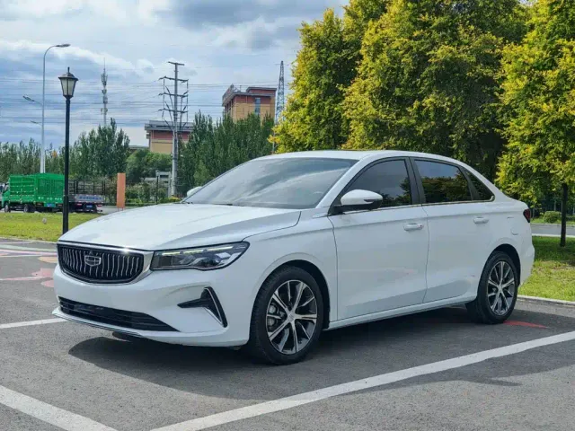 Фотография автомобиля — Geely Emgrand