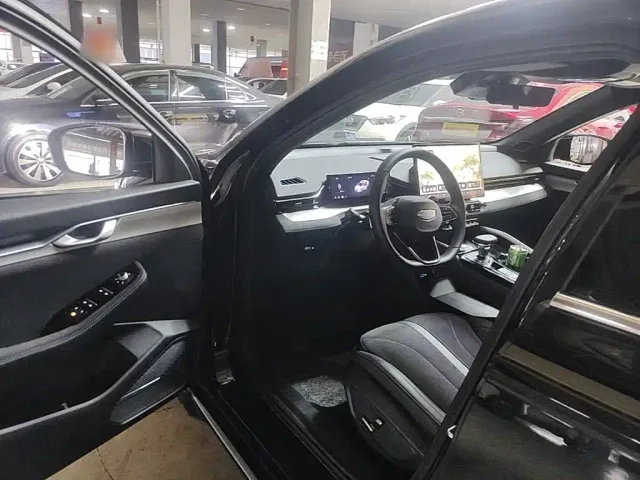 Geely Xingrui — Фото автомобиля 15