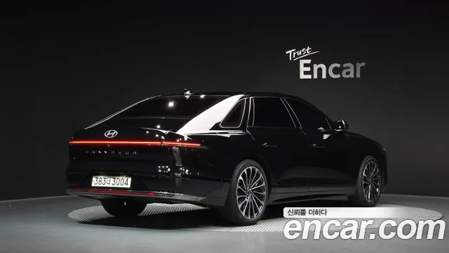 Hyundai Grandeur GN7 — Фото автомобиля 2