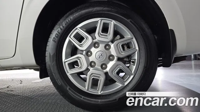 Hyundai Staria — Фото автомобиля 6