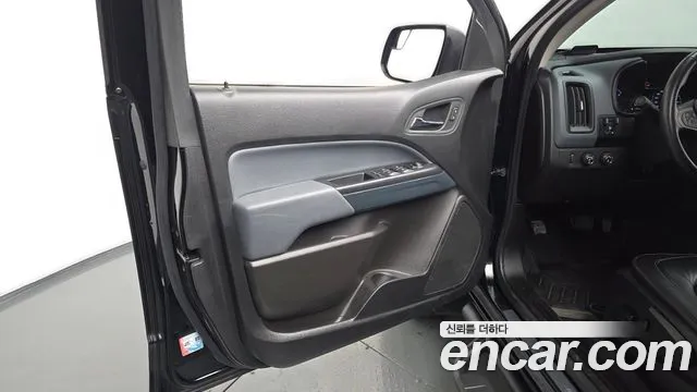 Chevrolet Colorado — Фото автомобиля 24