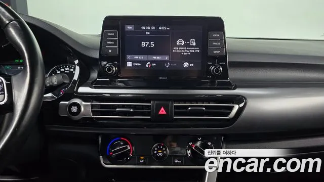 Kia Seltos Seltos Бензин 1.6 турбо 2WD — Фото автомобиля 15