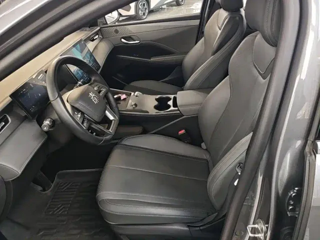 BYD Qin PLUS — Фото автомобиля 10
