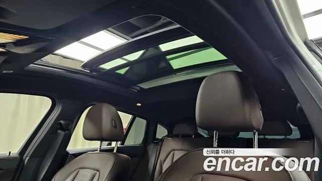 BMW X4 xDrive20i M Sport — Фото автомобиля 16