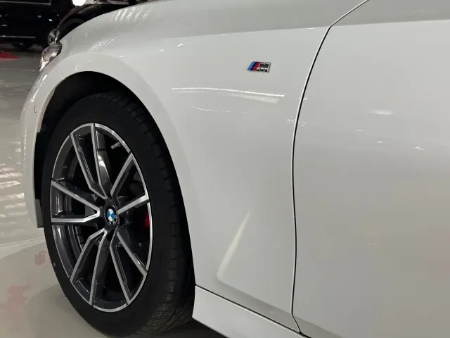 BMW 3 Series — Фото автомобиля 23