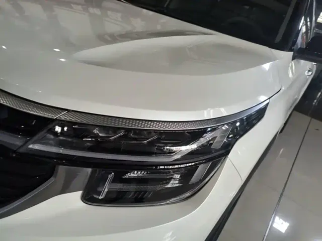 Kia Seltos — Фото автомобиля 23