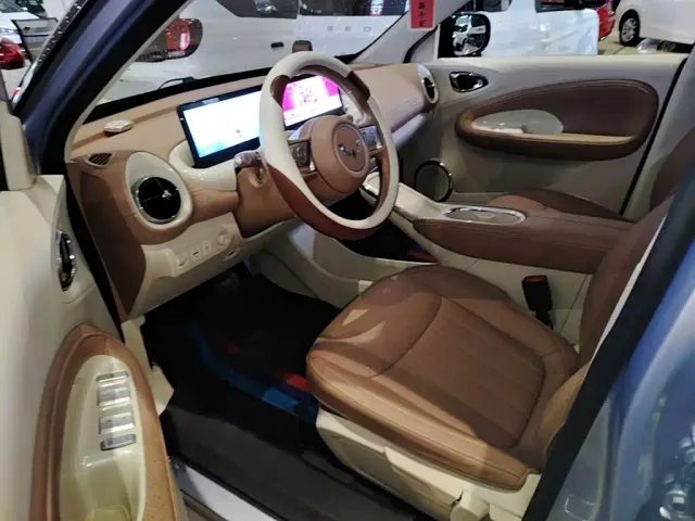 Wuling Bingo — Фото автомобиля 15