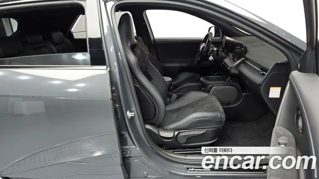 Hyundai Ioniq 5 — Фото автомобиля 16