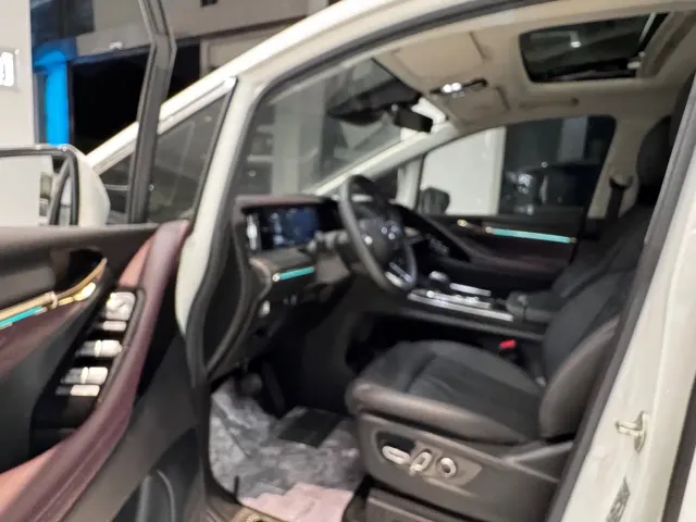 GAC Trumpchi M8 — Фото автомобиля 3