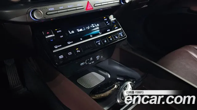 Hyundai Grandeur GN7 — Фото автомобиля 17