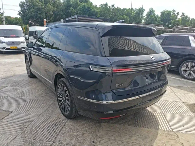 Nio ES8 — Фото автомобиля 4
