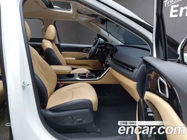 Kia Canival Carnival 4 поколение Бензин 9 мест Signature — Фото автомобиля 26