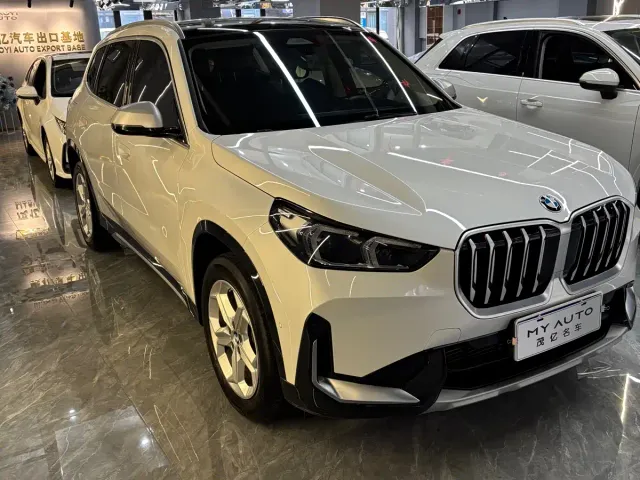 BMW X1 — Фото автомобиля 3