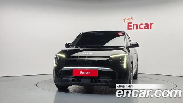 Kia EV3 — Фото автомобиля 3