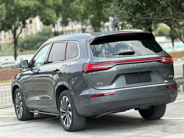 Aito M7 — Фото автомобиля 8