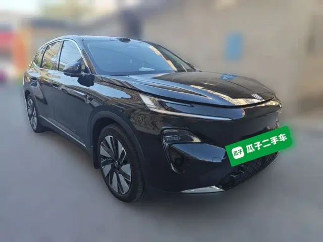 Buick Zhijing E7 — Фото автомобиля 3