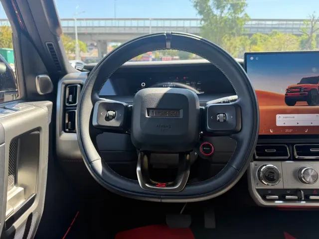 iCAR V23 — Фото автомобиля 7