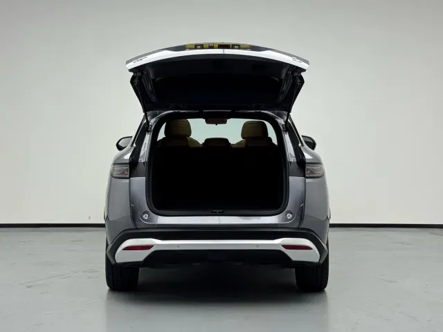 BYD Song L DM-i — Фото автомобиля 10