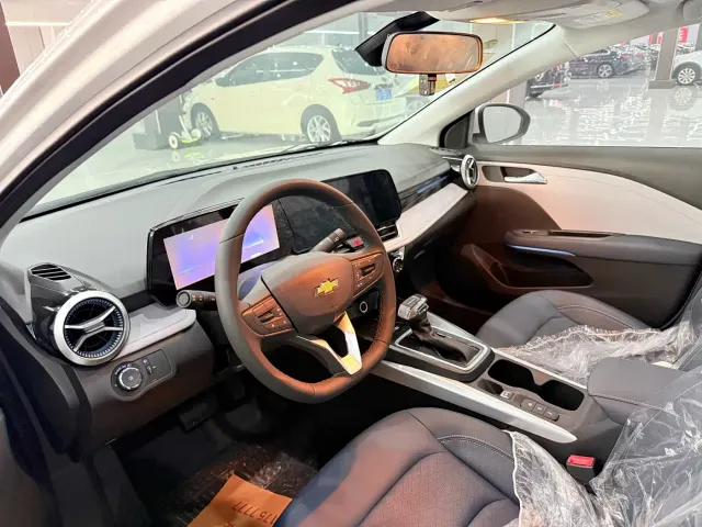 Chevrolet Monza — Фото автомобиля 3