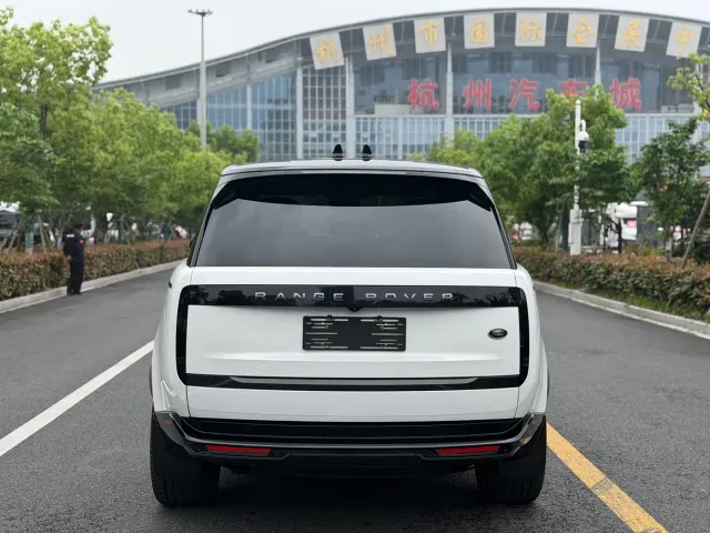 Land Rover Range Rover — Фото автомобиля 14