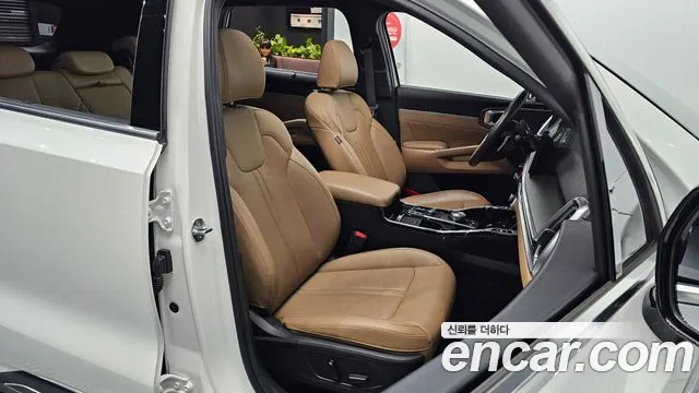 Kia Sorento Новый Sorento 4 поколение Бензин 2.5T 2WD — Фото автомобиля 10