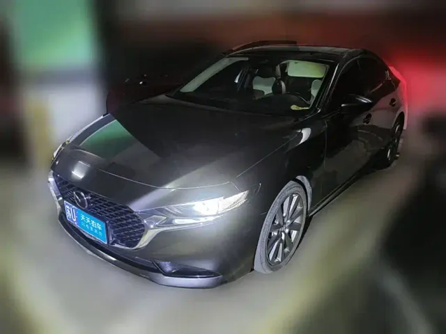 Фотография автомобиля — Mazda Axela