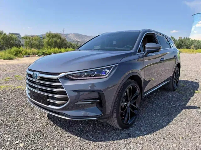 Фотография автомобиля — BYD Tang
