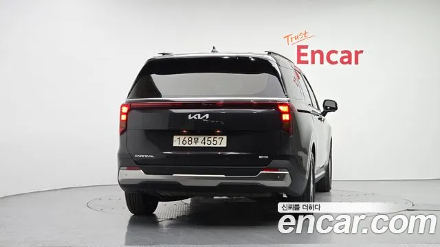 Kia Carnival 4th Gen — Фото автомобиля 4