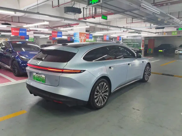Nio ET5 Touring — Фото автомобиля 7