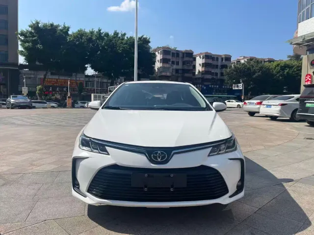 Toyota Corolla — Фото автомобиля 2