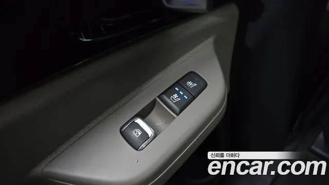 Kia Carnival 4th Gen — Фото автомобиля 30