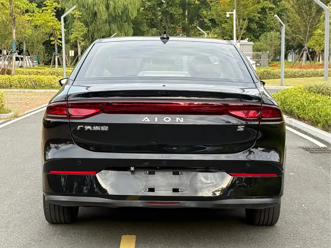 Aion AION S 2022 Mei 580 — Фото автомобиля 6