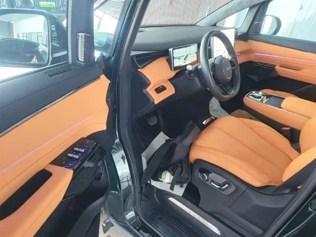 Geely Yizhen L380 — Фото автомобиля 15