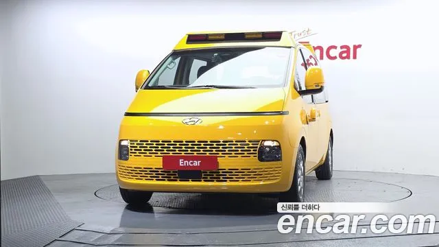 Hyundai Staria Staria L3.5 Школьный автобус — Фото автомобиля 3