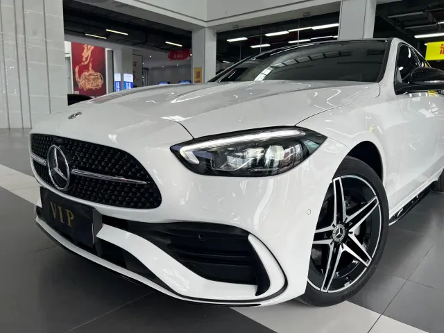 Mercedes-Benz C-Class — Фото автомобиля 19