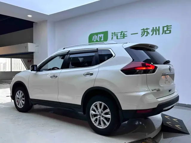 Nissan X-Trail — Фото автомобиля 6
