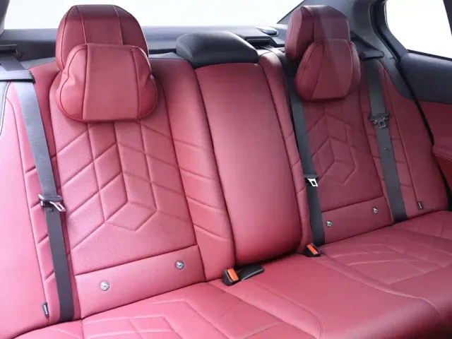 BMW 5 Series — Фото автомобиля 23