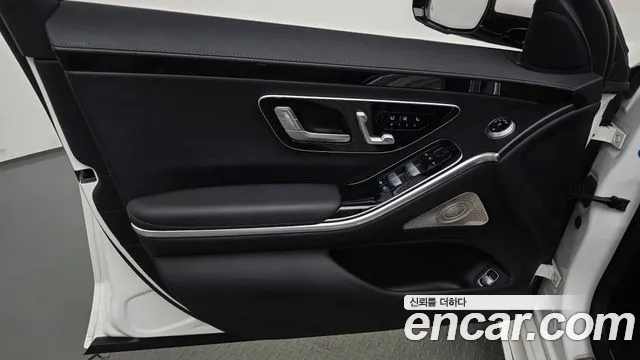 Mercedes-Benz S-Class W223 — Фото автомобиля 13
