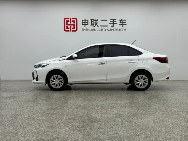 Toyota Vios — Фото автомобиля 3