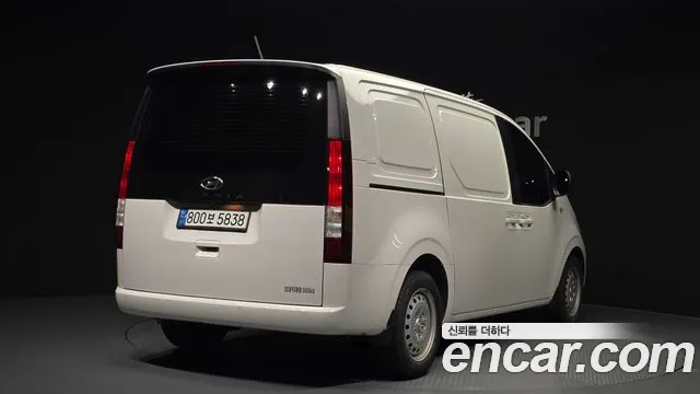 Hyundai Staria Staria Карго 3 места — Фото автомобиля 2
