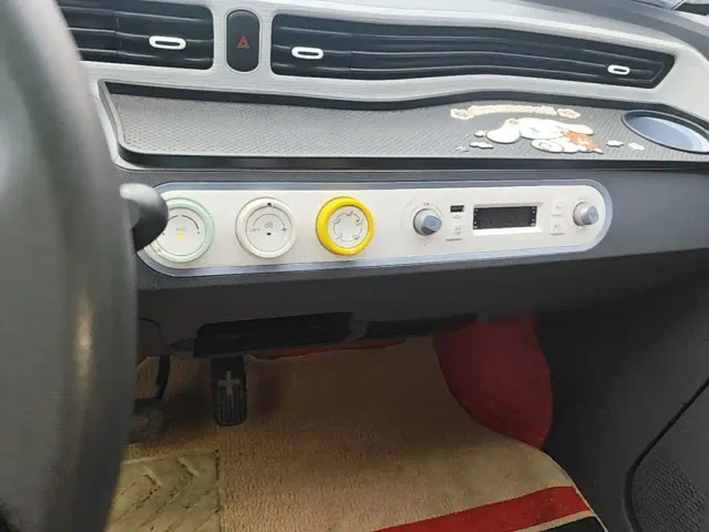 Wuling Hongguang Mini EV — Фото автомобиля 12
