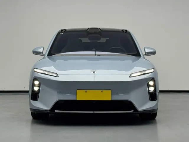 Nio ET5 — Фото автомобиля 3