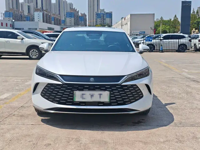 BYD Qin L — Фото автомобиля 2