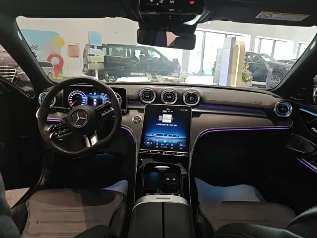 Mercedes-Benz C-Class — Фото автомобиля 9